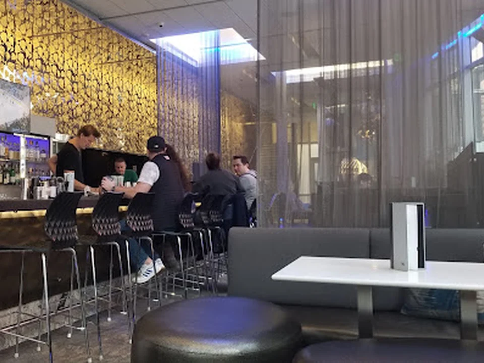 W Lounge