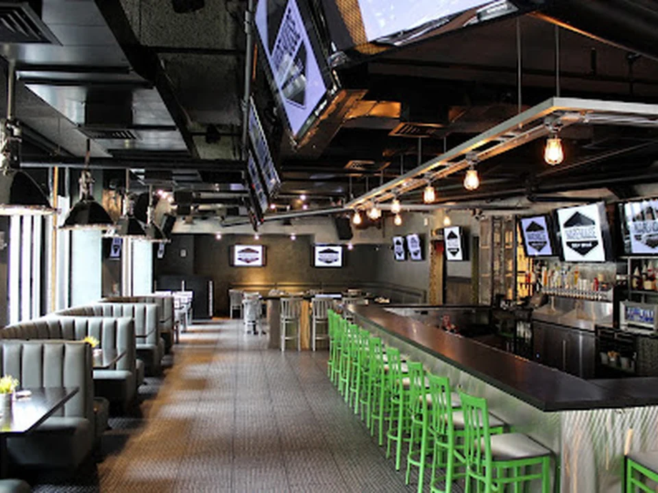 Warehouse Kitchen + Sports Bar