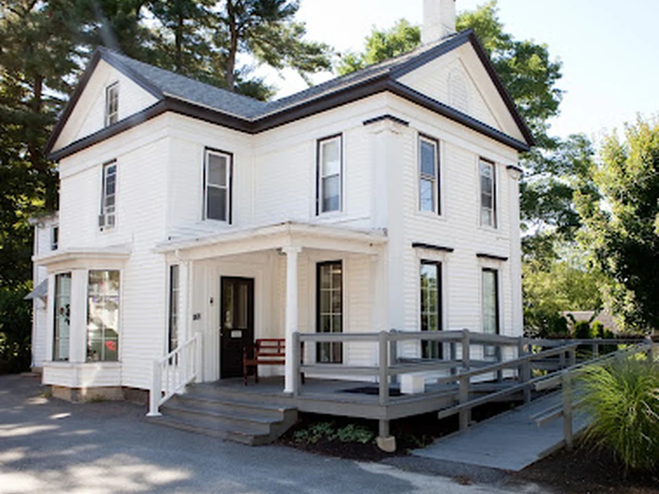 Weymouth Landing Cat Clinic & Hotel