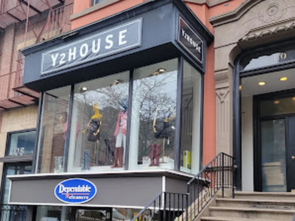 Y2 House